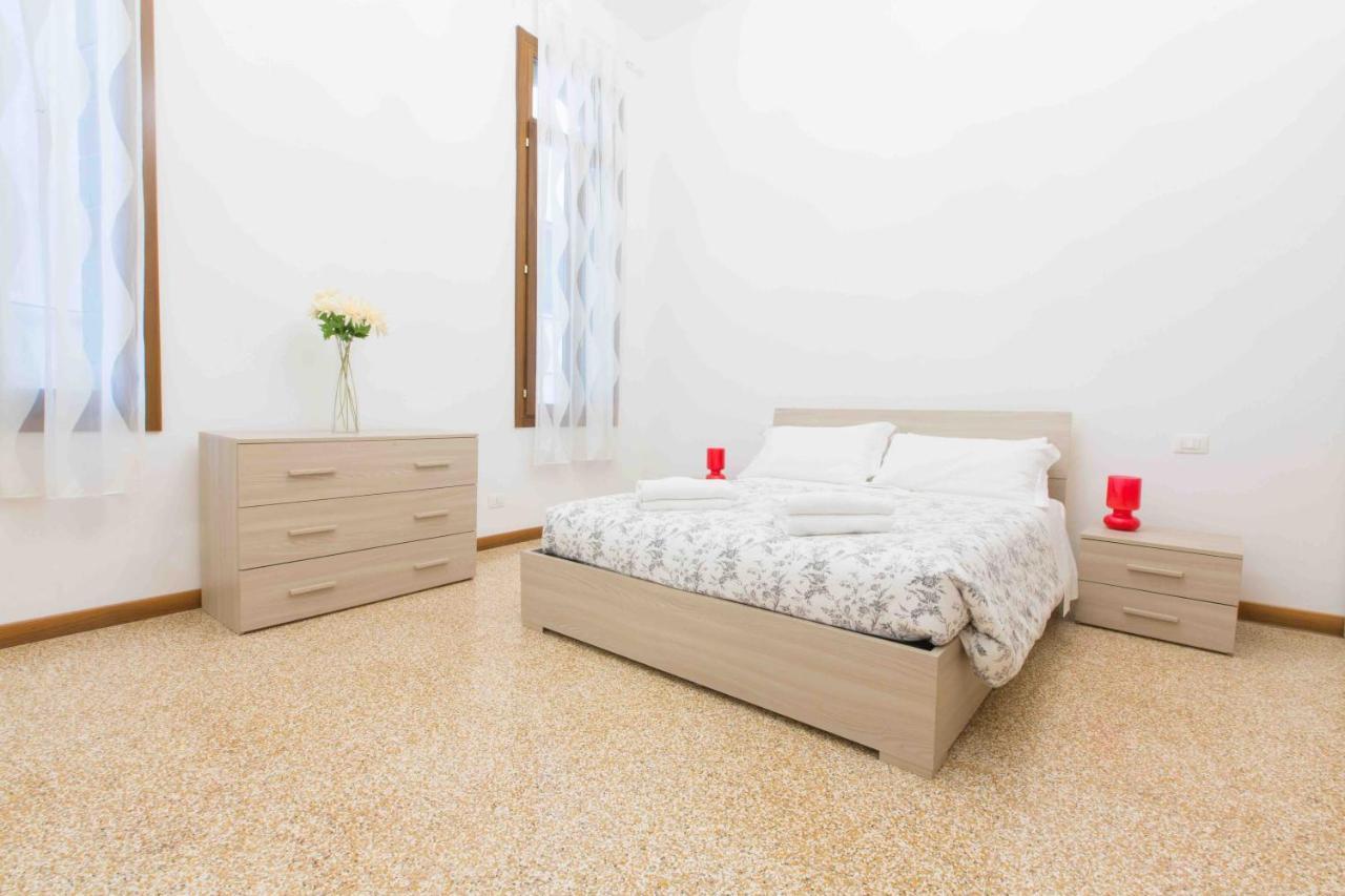 Ca Cicogna Air Conditioning And Fast Wifi, Location * Venise